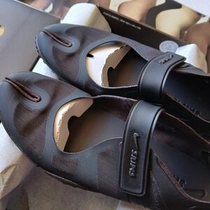 NIB NikeSKIMS Rift Mesh Women's Size 7 - Velvet Brown